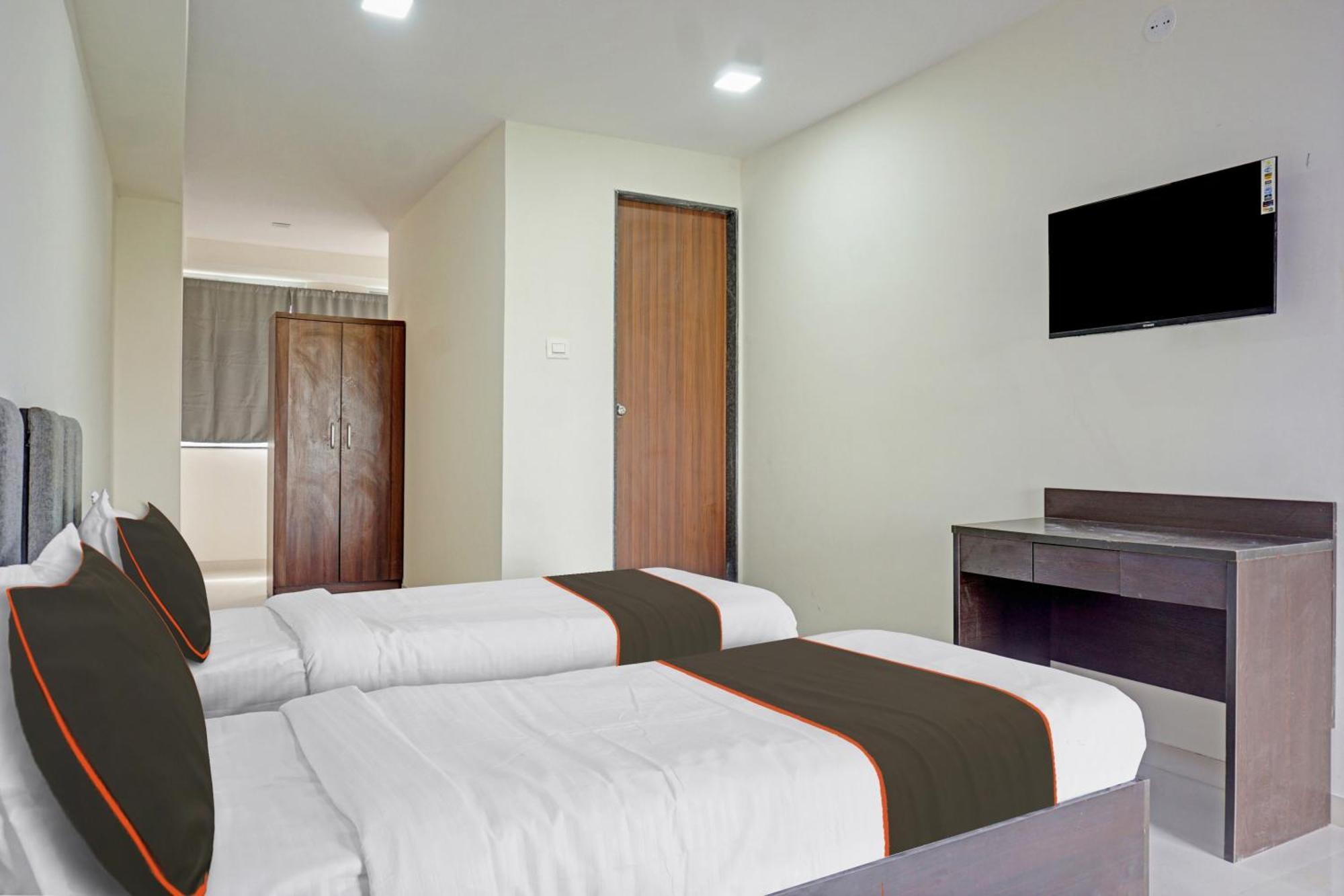 Super Collection O Rk Inn Chinchvad Экстерьер фото