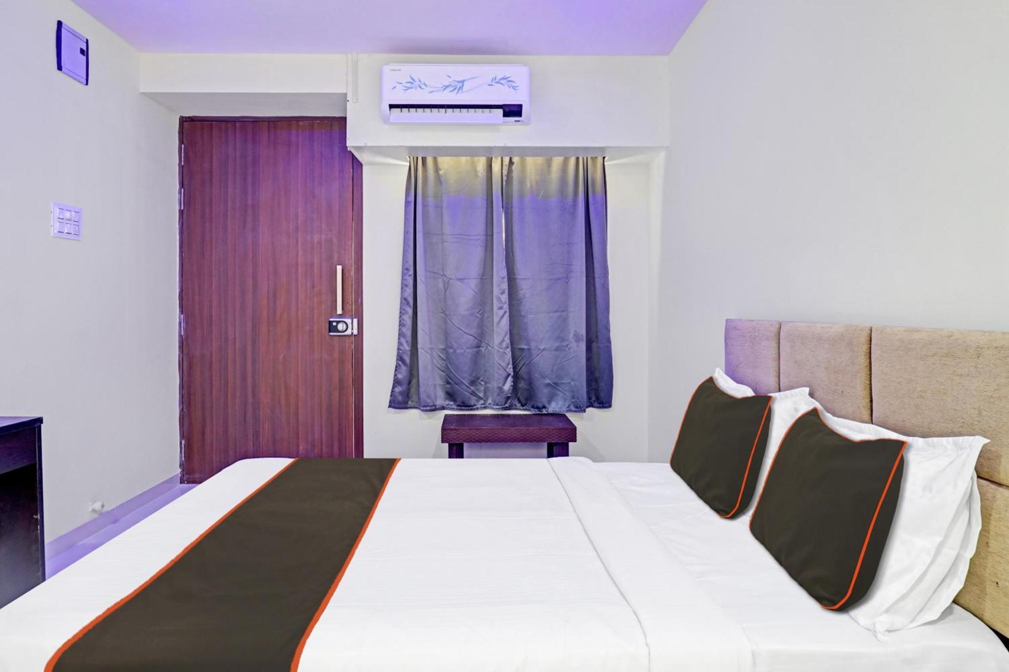 Super Collection O Rk Inn Chinchvad Экстерьер фото