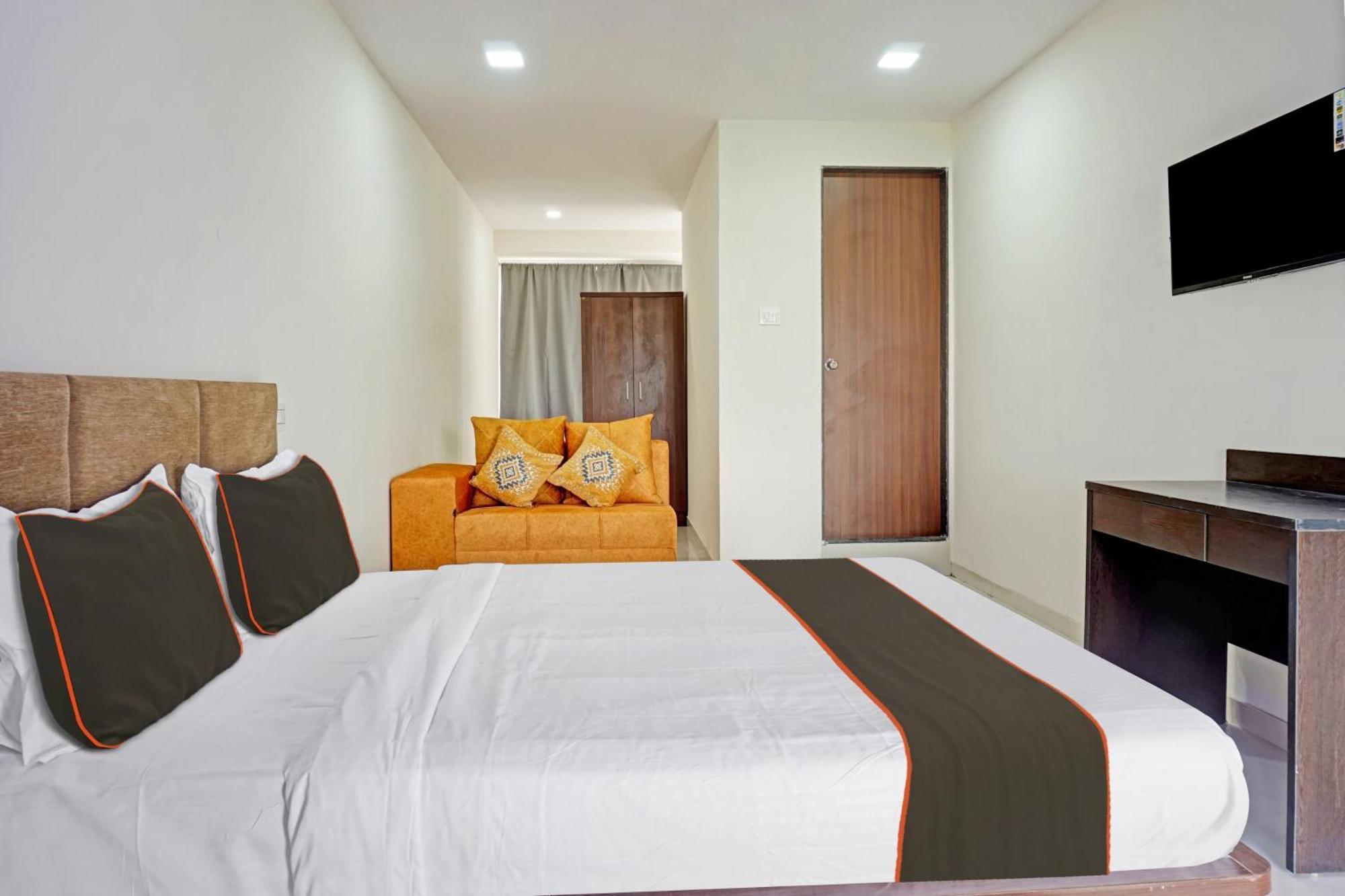 Super Collection O Rk Inn Chinchvad Экстерьер фото